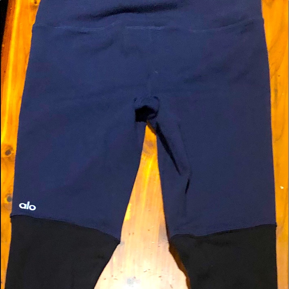Size small,  excellent conditionn.